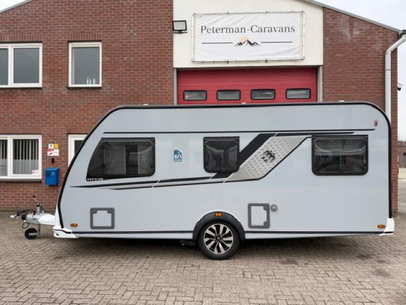 Knaus Sudwind 60 Years 460 EU Incl. Mover y Toldo foto: 5