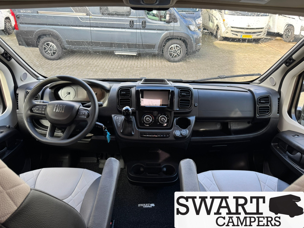 Weinsberg CaraBus Grey 630 ME Edition [Fire], Lengtebedden Automaat Maxi foto: 8