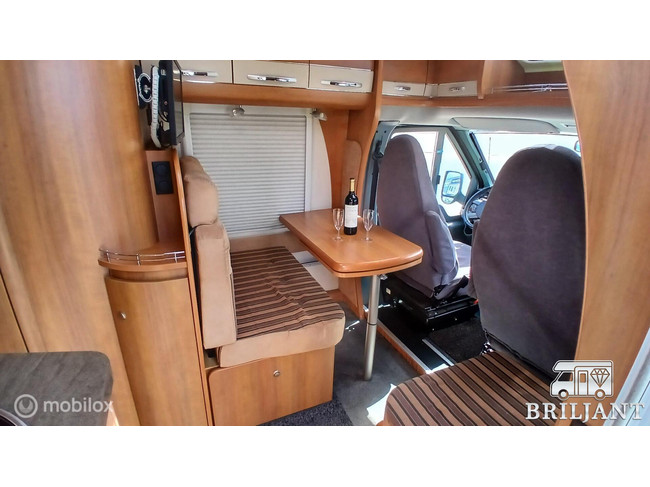 Hobby T 500 GESC .. 2009 camas individuales foto: 4