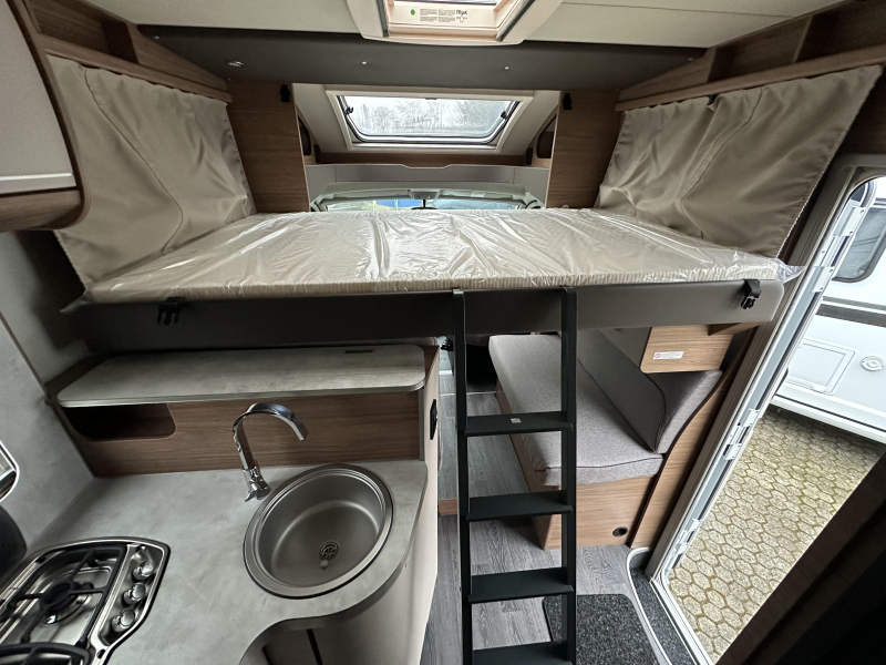 Knaus L!ve Wave 650 MF 180PK-AUTOMAAT-694CM  foto: 13