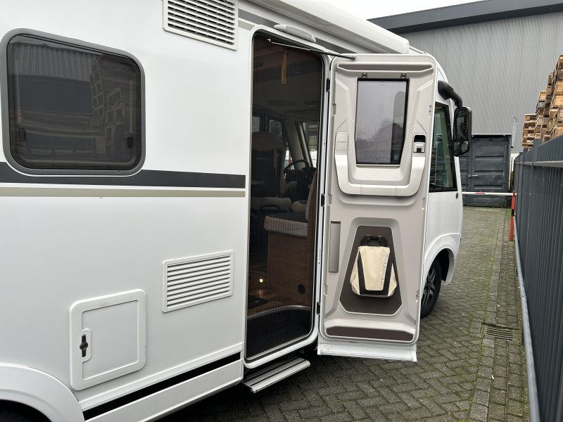 Weinsberg CaraCore 700 MEG Automaat, Solar, Inverter  foto: 7