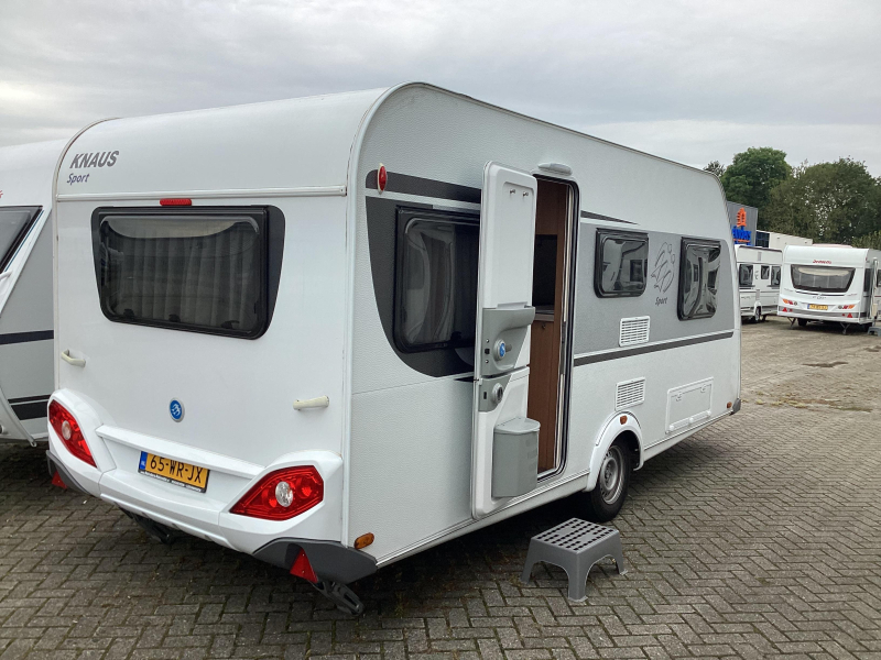 Knaus Sport 460 EU camas individuales foto: 1