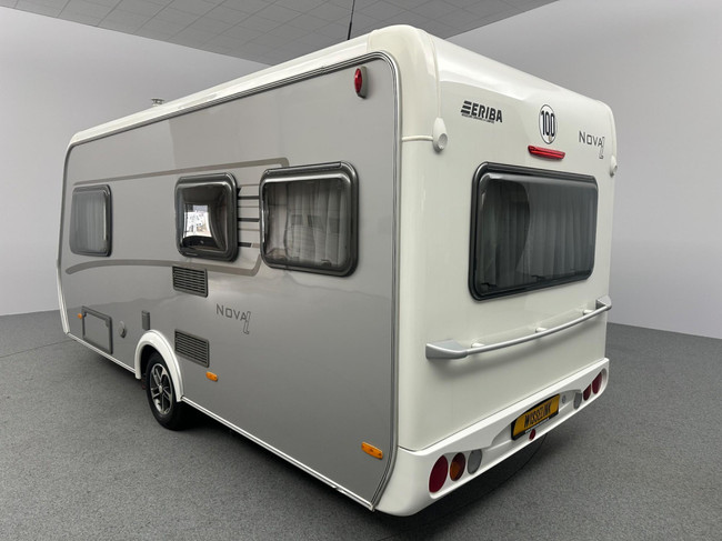 Eriba Nova Light 470 Crystal Silver foto: 2