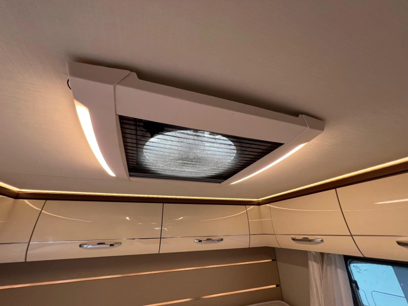 LMC Passion T 673 G AUTOMAAT/EERSTE EIG.  foto: 2