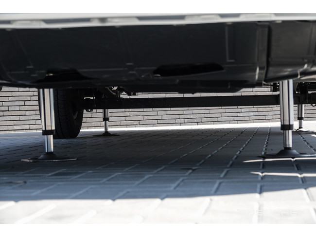 Bürstner Summer time T690G 150Pk Automaat | Levelsysteem | MaxxFan | Zonnepaneel | Constructslot foto: 3