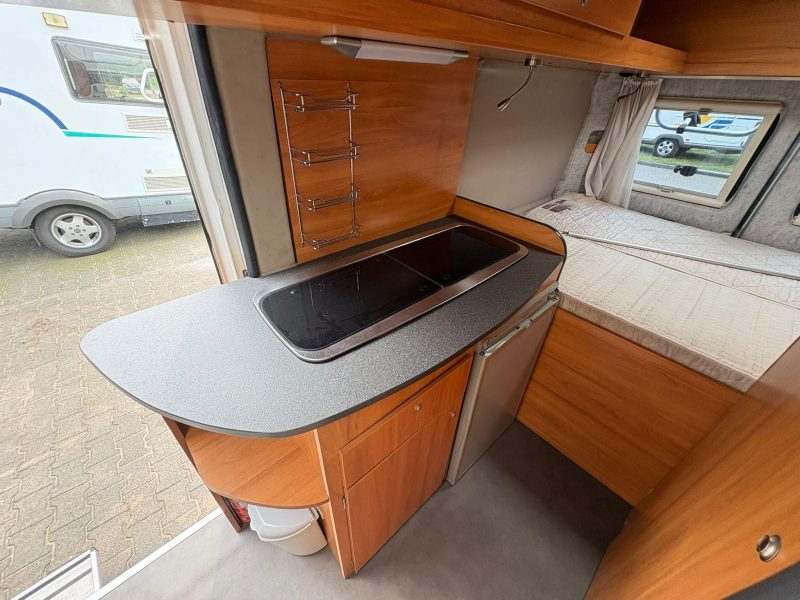 Globecar Globescout 600 130CV, Cama fija, Toldo foto: 11