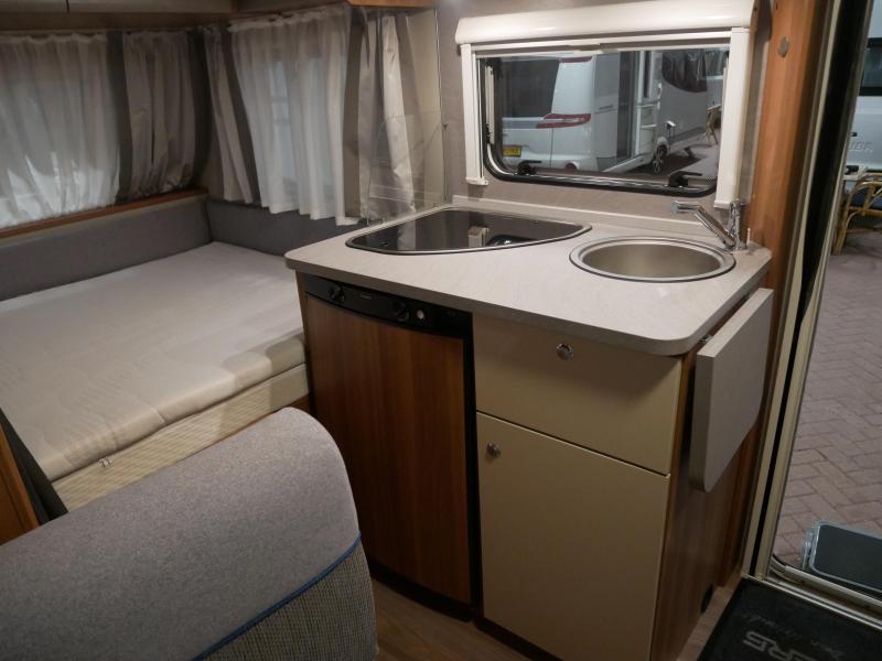 Weinsberg CaraOne Edition HOT 390 QD  foto: 9