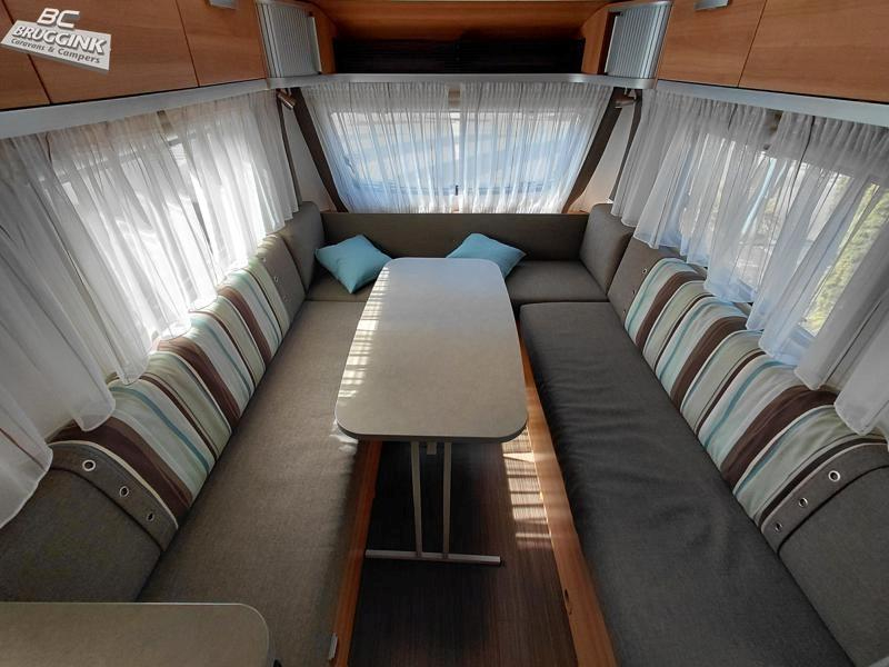 Eriba Feeling 230 - COMPACT - SINGLE BEDS photo: 6