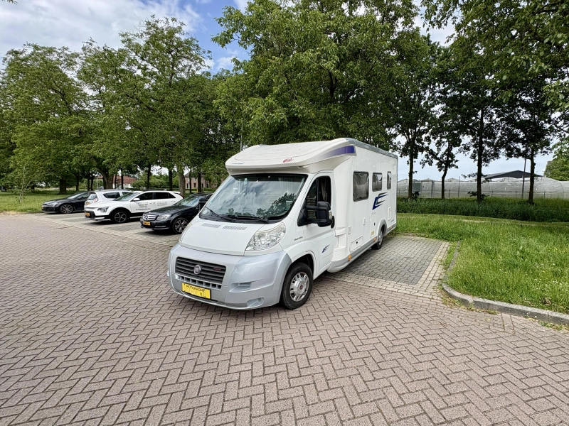 Eura Mobil Terrestra 670 SB Franz&ouml;sisches Bett Foto: 5