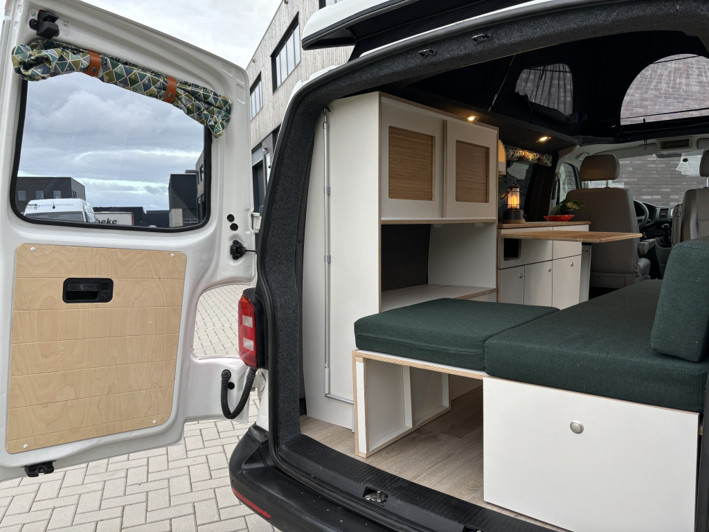 Volkswagen T6 Buscamper Nevada Foto: 3