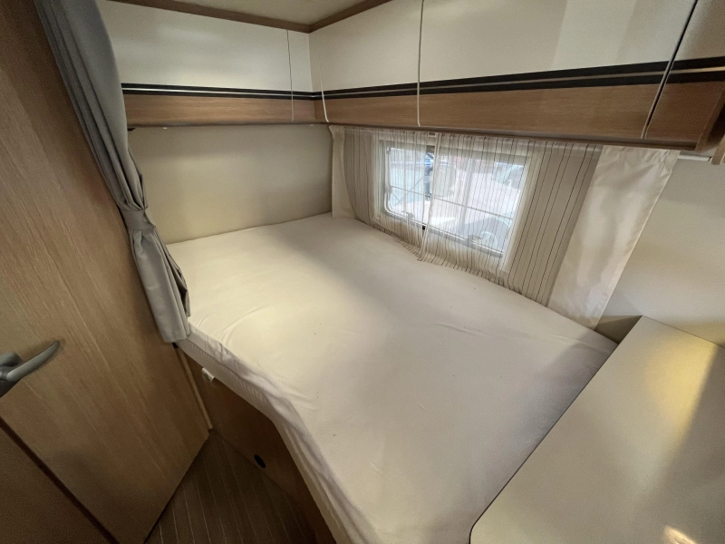 Sunlight T 58 cama francesa semi-integral foto: 3