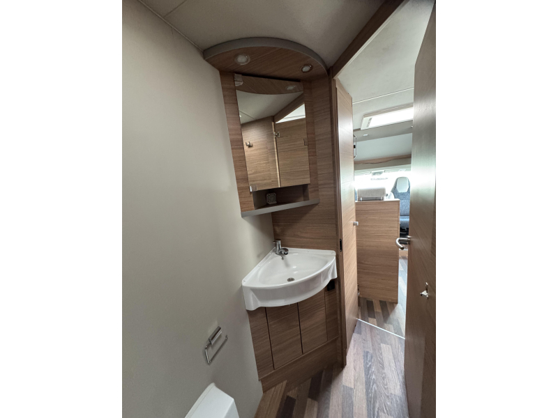 Weinsberg CaraLoft 600 MF Foto: 15