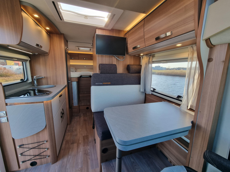 Weinsberg CaraCompact Pepper 600 MEG HPC Levelsysteem  foto: 20