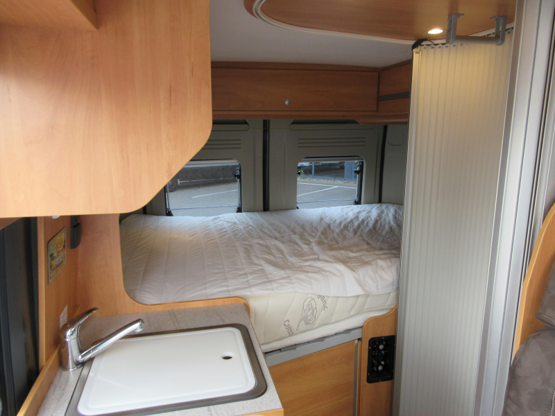 Pössl Roadstar 540 COMPACTE BUSCAMPER 130 PK  foto: 8