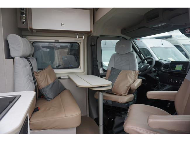 Bürstner Delfin C 621 Renault foto: 12