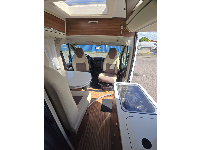 Adria Twin 640 SLX 2016 top staat  foto: 14