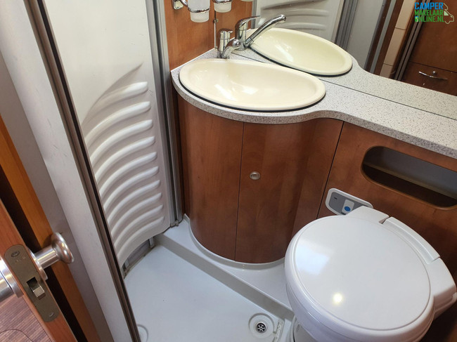 Carthago Chic C-Line 4.8I foto: 20