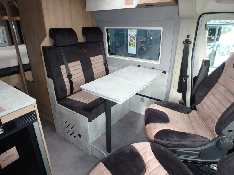 Robeta Womondo Lifestyle 636 photo: 10