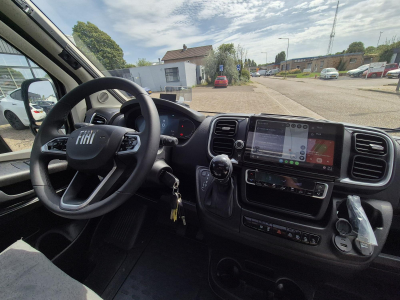 Knaus Vansation 650 MEG 180 PS frei autom. 9713 Foto: 3