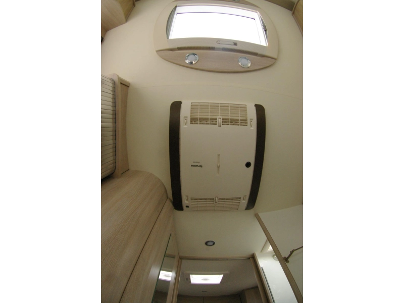 Rapido 8090 DF Queensbed, Hefbed.Airco,  foto: 11