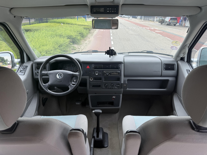 Volkswagen California 2.5 TDI T4 Generation 2001 AUT foto: 8
