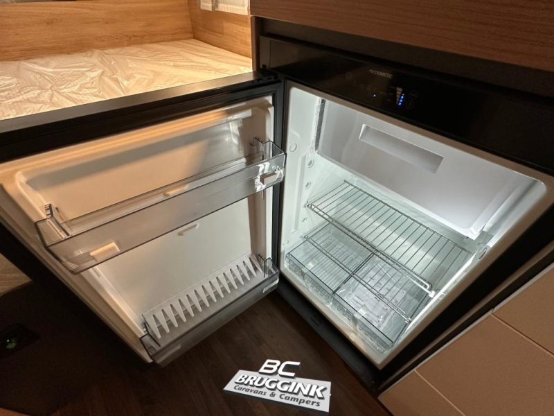 Knaus Sport 420 QD Querbetten 210 CM LANG! Foto: 9