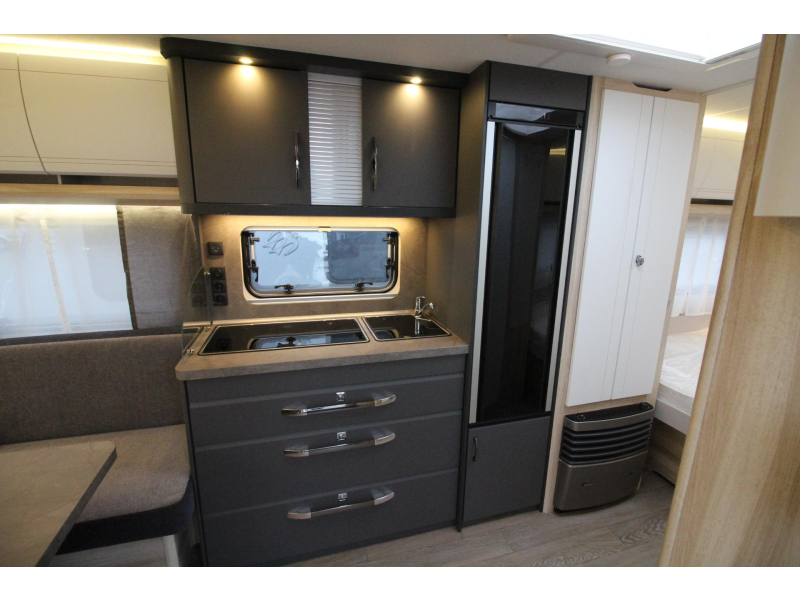 Hobby De Luxe 540 UL Einzelbetten & Rundsitzgruppe! Foto: 7