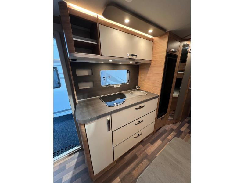 Weinsberg CaraOne 550 QDK mover, luifel, voortent  foto: 13