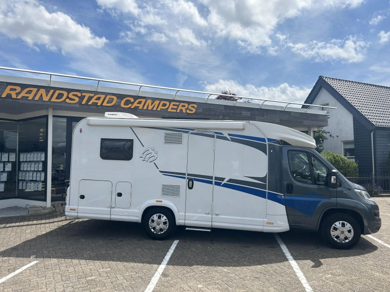 Knaus Live TI 650 MF Frans bed | Automaat  foto: 1