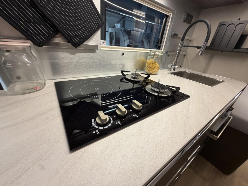 Adria Alpina Modelo 2027 foto: 14
