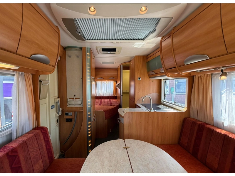 Hymer Tramp 655 GT FaceToFace indeling  foto: 5