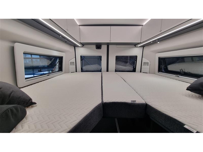 Adria Twin Supreme 640 SLB Foto: 8