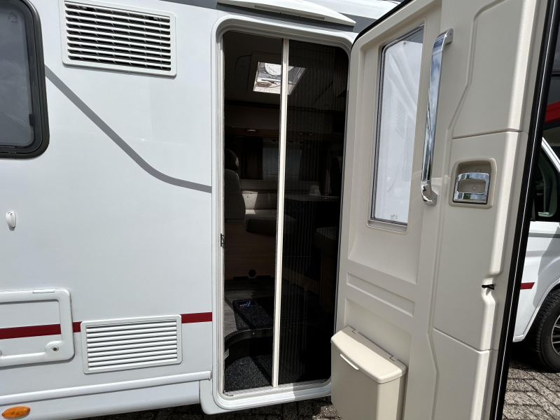 LMC Cruiser T 732 Automaat  foto: 17