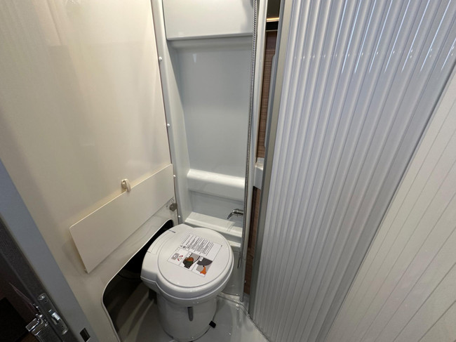 Malibu Van Diversity 640 LE K Charming GT Skyview foto: 8