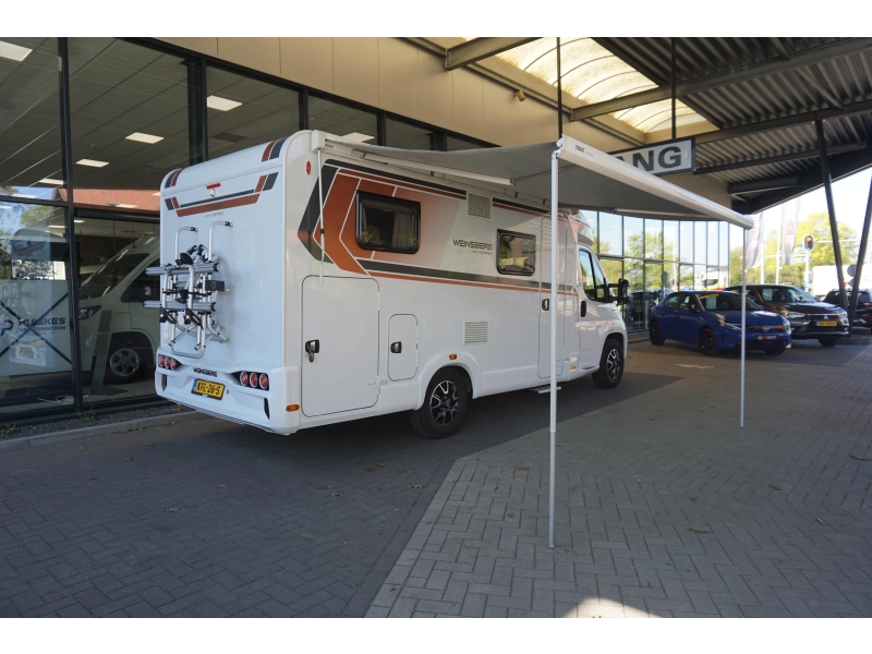 Weinsberg CaraCompact Pepper 600 MEG L&auml;ngsbetten Dachklimaanlage Foto: 1