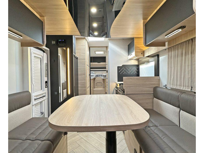 Chausson 797 Titanium single beds and automatic photo: 14