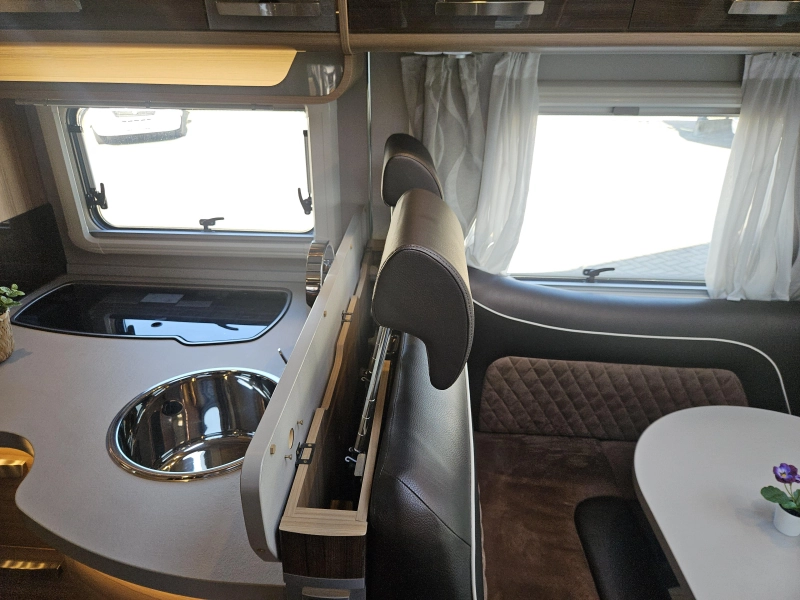 Knaus Sun Ti 700 MEG Full options / New condition photo: 15