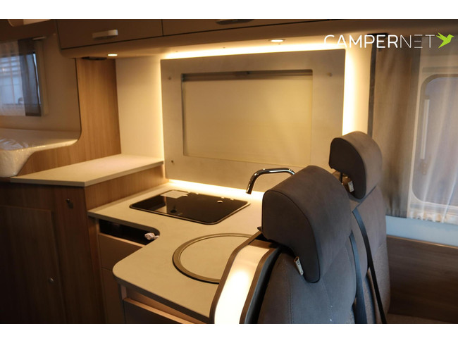 Carado T338 155hp Automatic | Edition Model | Alloy wheels | Awning | Single beds | photo: 22