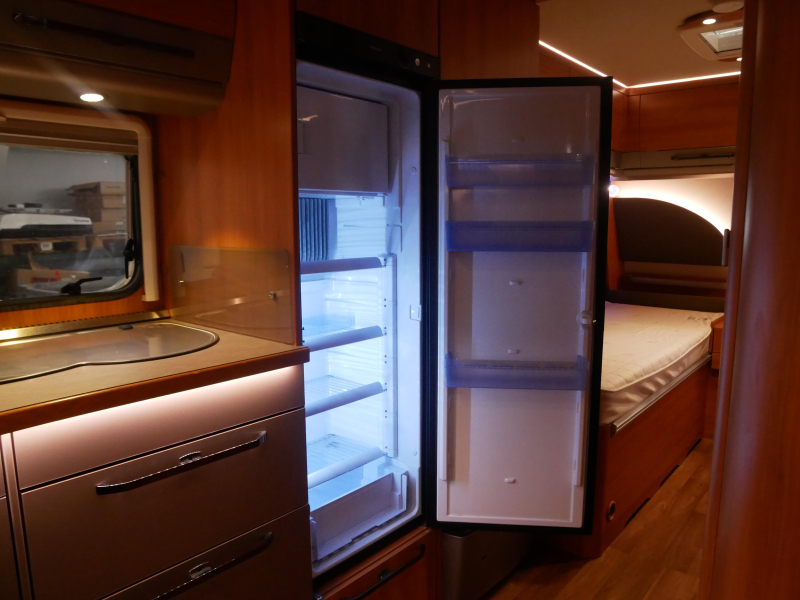 Eriba Nova GL 530 Mover, awning, air conditioning photo: 10