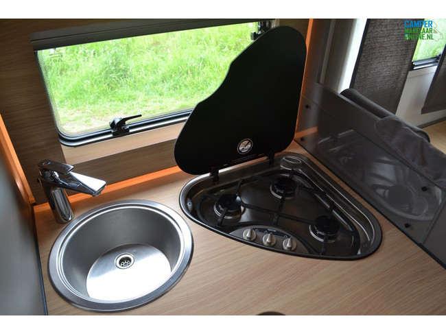 LMC Tourer Lift 664G foto: 13