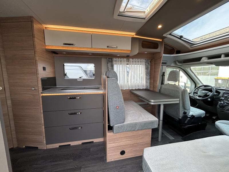 Weinsberg CaraLoft 650 MF Ex-verhuur  foto: 10