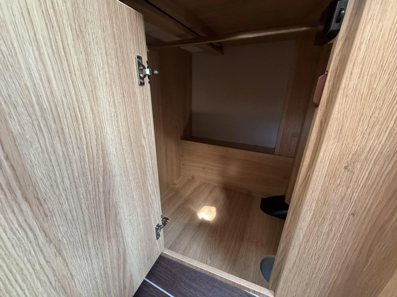 Knaus Sky TI 650 MEG Platinum Selection photo: 15