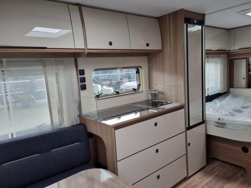 Fendt Tendenza 465 SFB 1800 kg as - Combi 4e  foto: 8