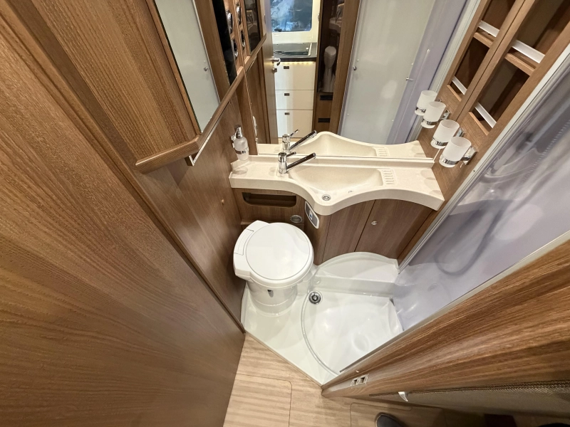 Carthago C-Tourer 148 H LPG - autom - off grid  foto: 11