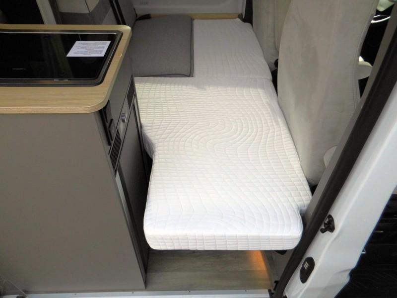 LMC Innovan 592 + GRATIS LEVELSYSTEEM !  foto: 22