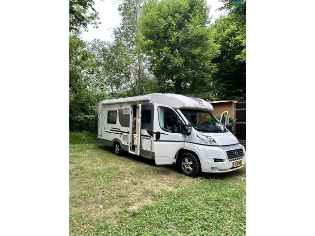 Adria Coral S 680ST foto: 13