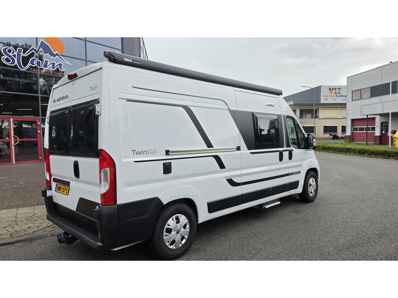 Adria Twin Axess 600 SP foto: 3
