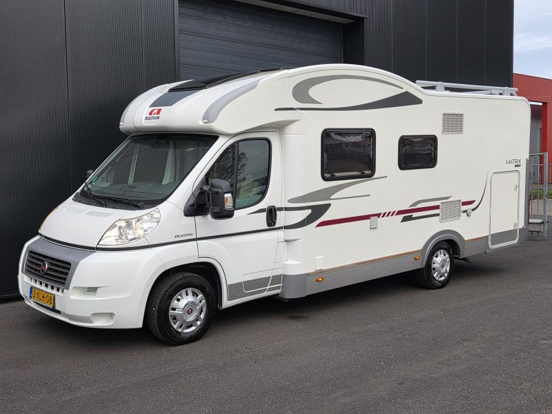 Adria Matrix M 680 SP 5 Gordeplaatsen!  foto: 6