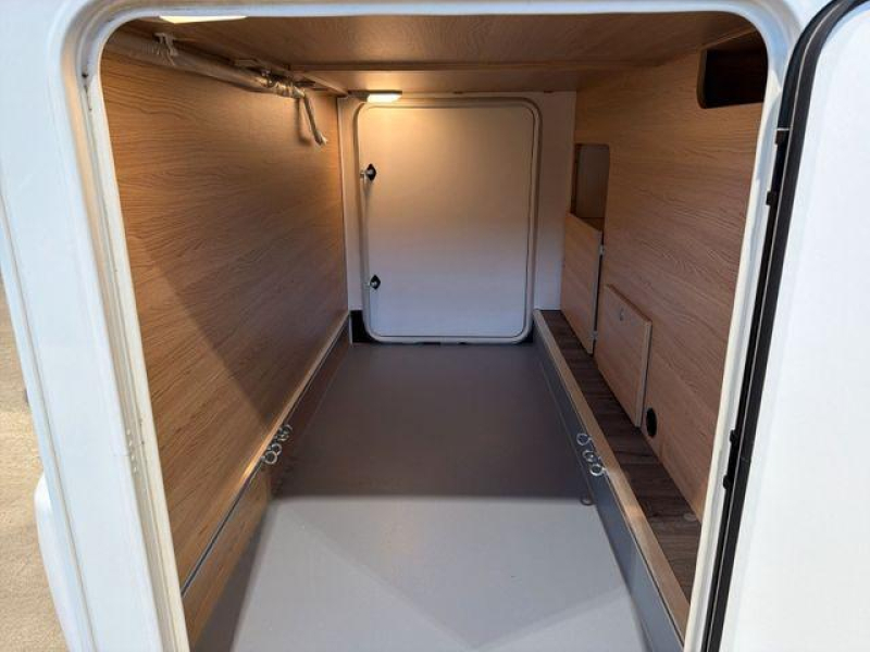 LMC Cruiser V 646 G 70jr Jubileum-Autom-NAVI  foto: 14