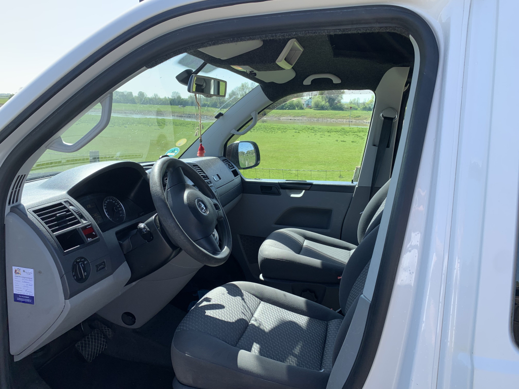 VOLKSWAGEN TRANSPORTER foto: 16